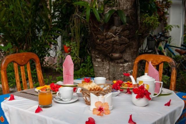 Rising Sun Guesthouse La Digue Exterior foto